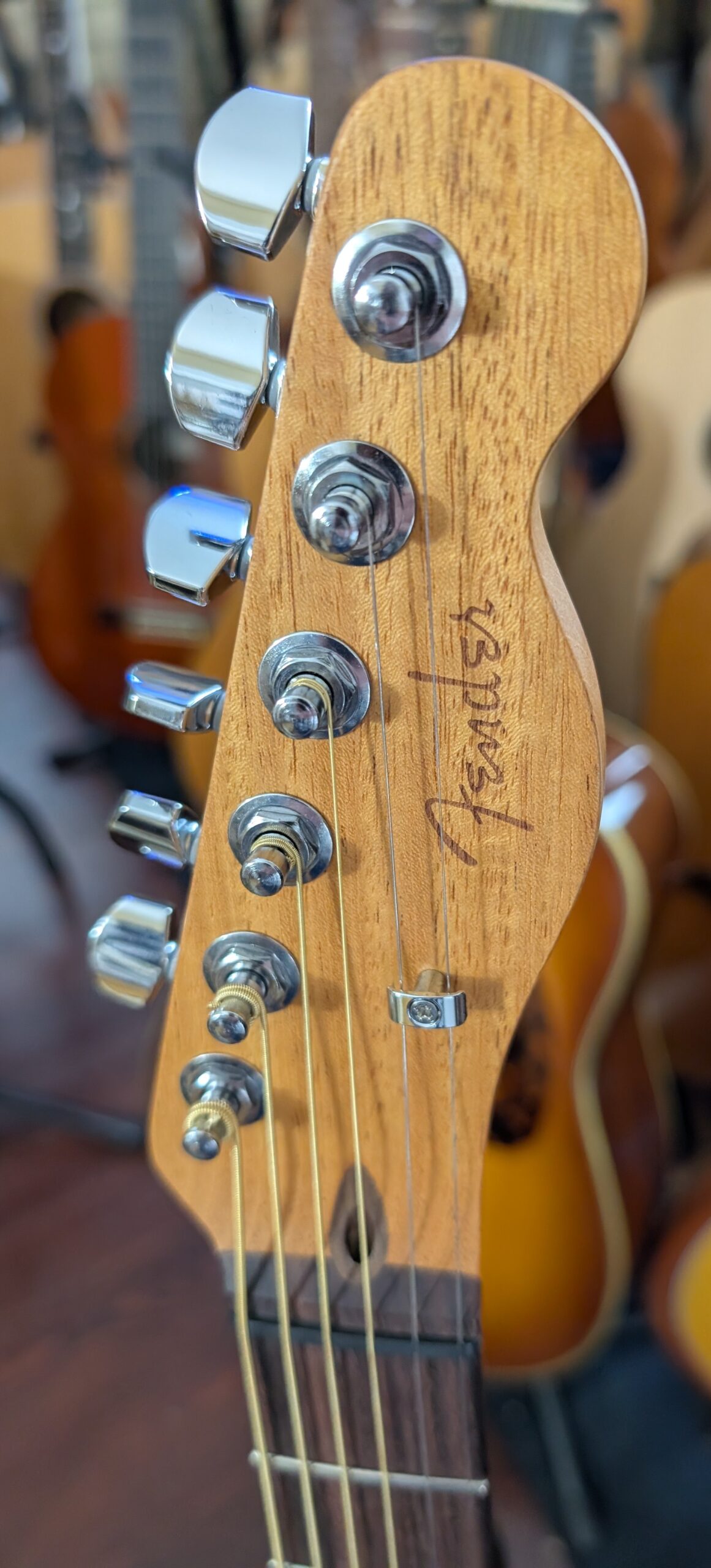 PXL_20251110_174306516