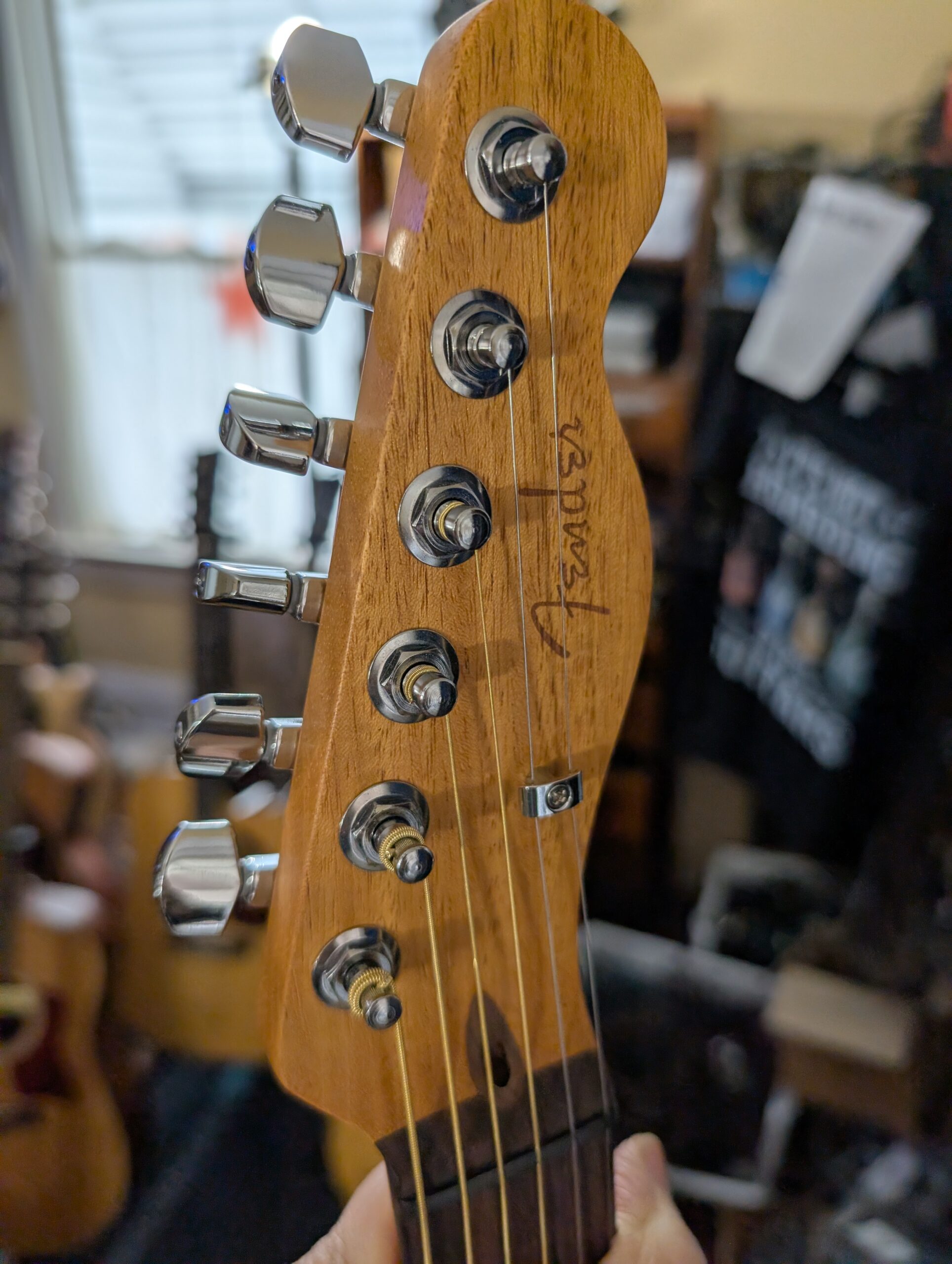 PXL_20251110_174320635