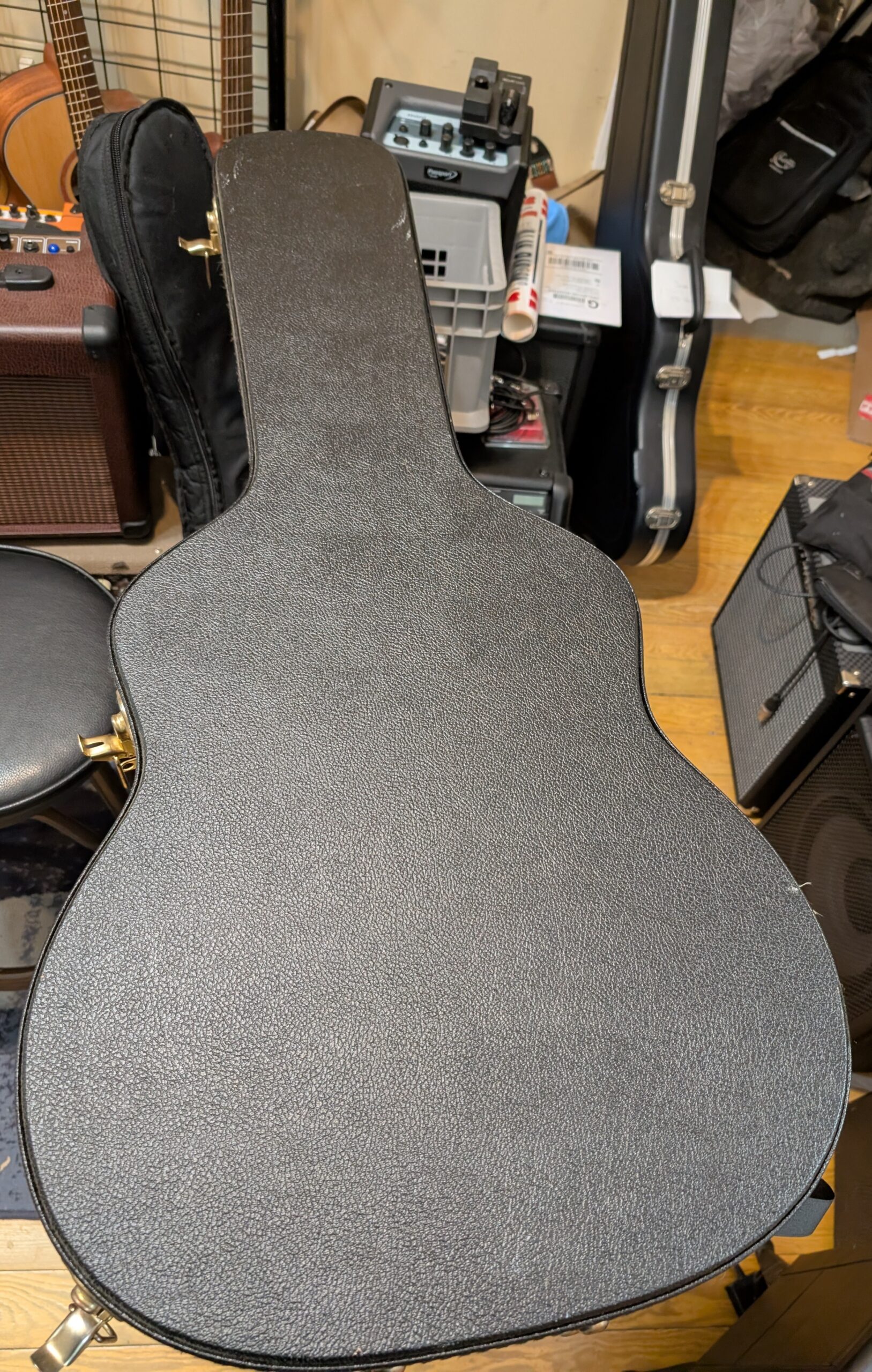 PXL_20251113_184500763