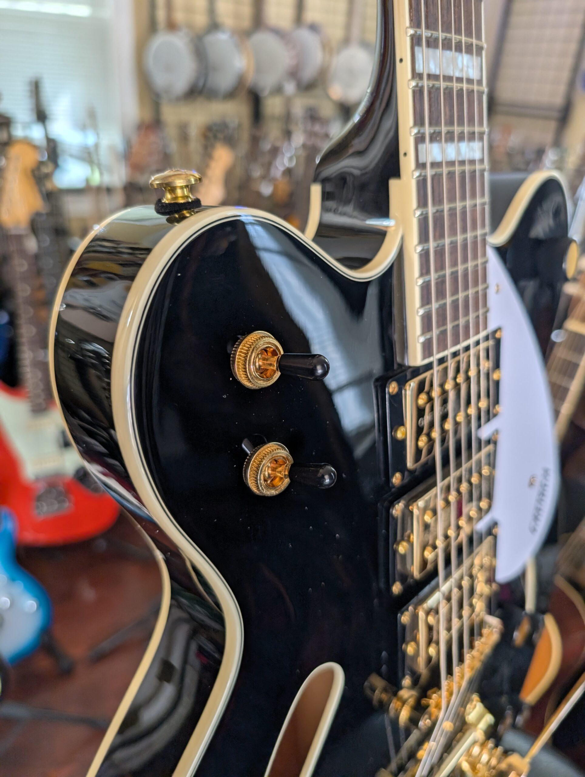 Gretsch Guitars G2627T Streamliner Center Block 3-Pickup Cateye With Bigsby Electric Guitar Black - Image 8