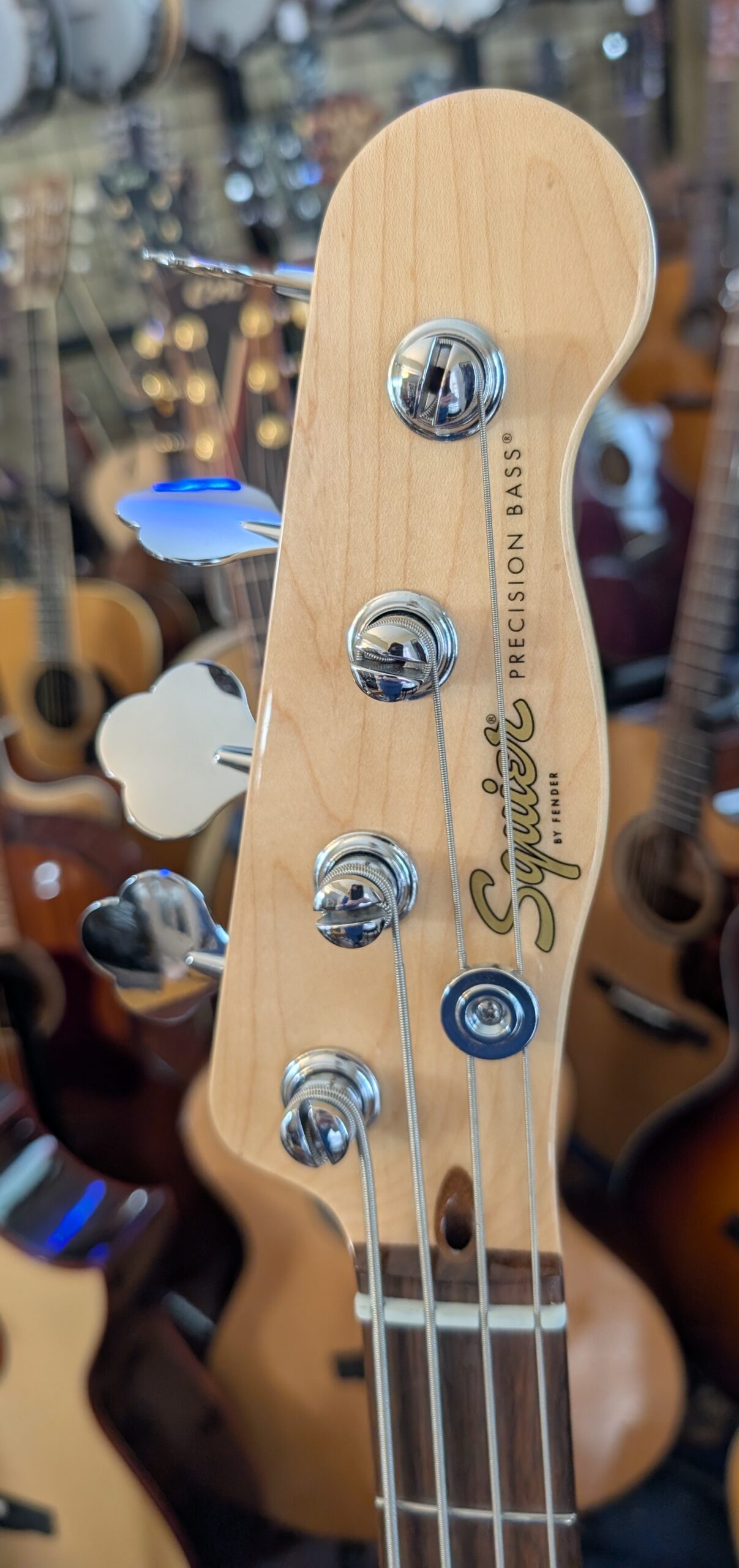 Squier Paranormal Precision Bass Thinline SJ - 3-color Sunburst, Laurel Fingerboard - Image 2
