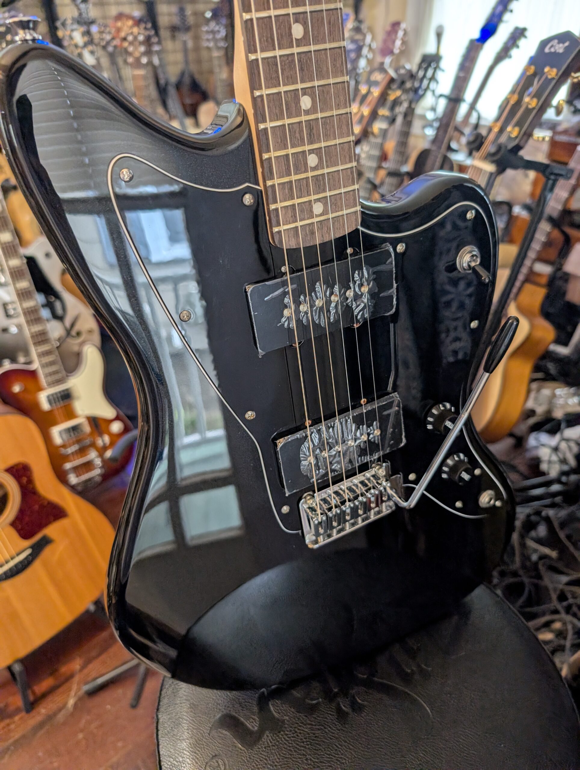 Squier Affinity Series Jazzmaster Electric Guitar - Metallic Black - Image 3
