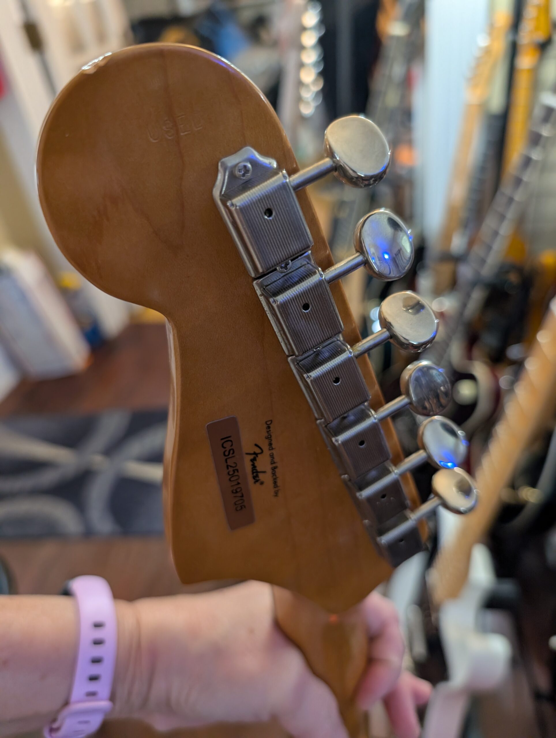 Squier Classic Vibe '60s Jazzmaster Electric Guitar - Tahitian Coral - Image 3
