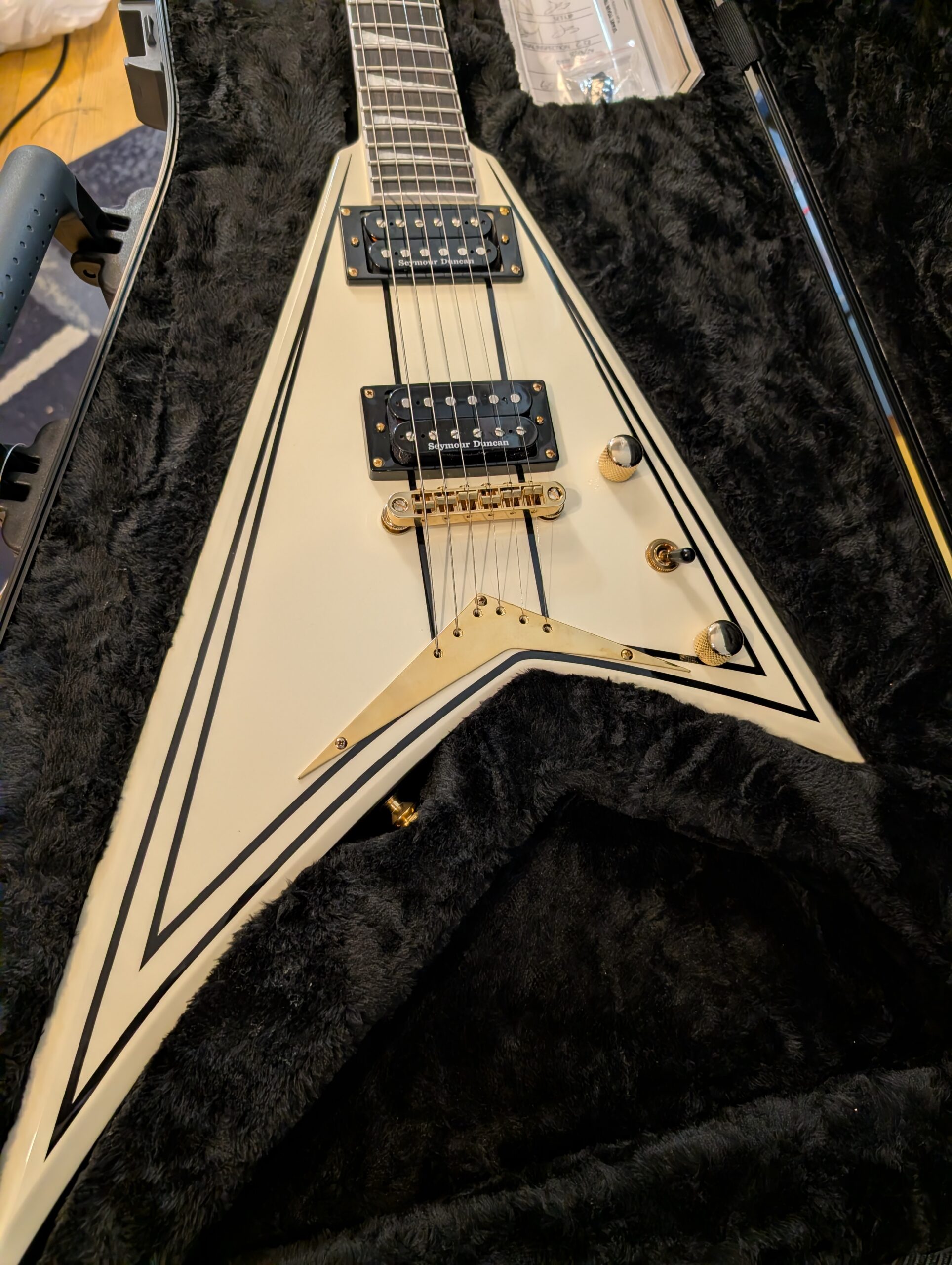 Jackson Pro Rhoads RRT-3 Ivory With Black Pin Stripes - Image 7
