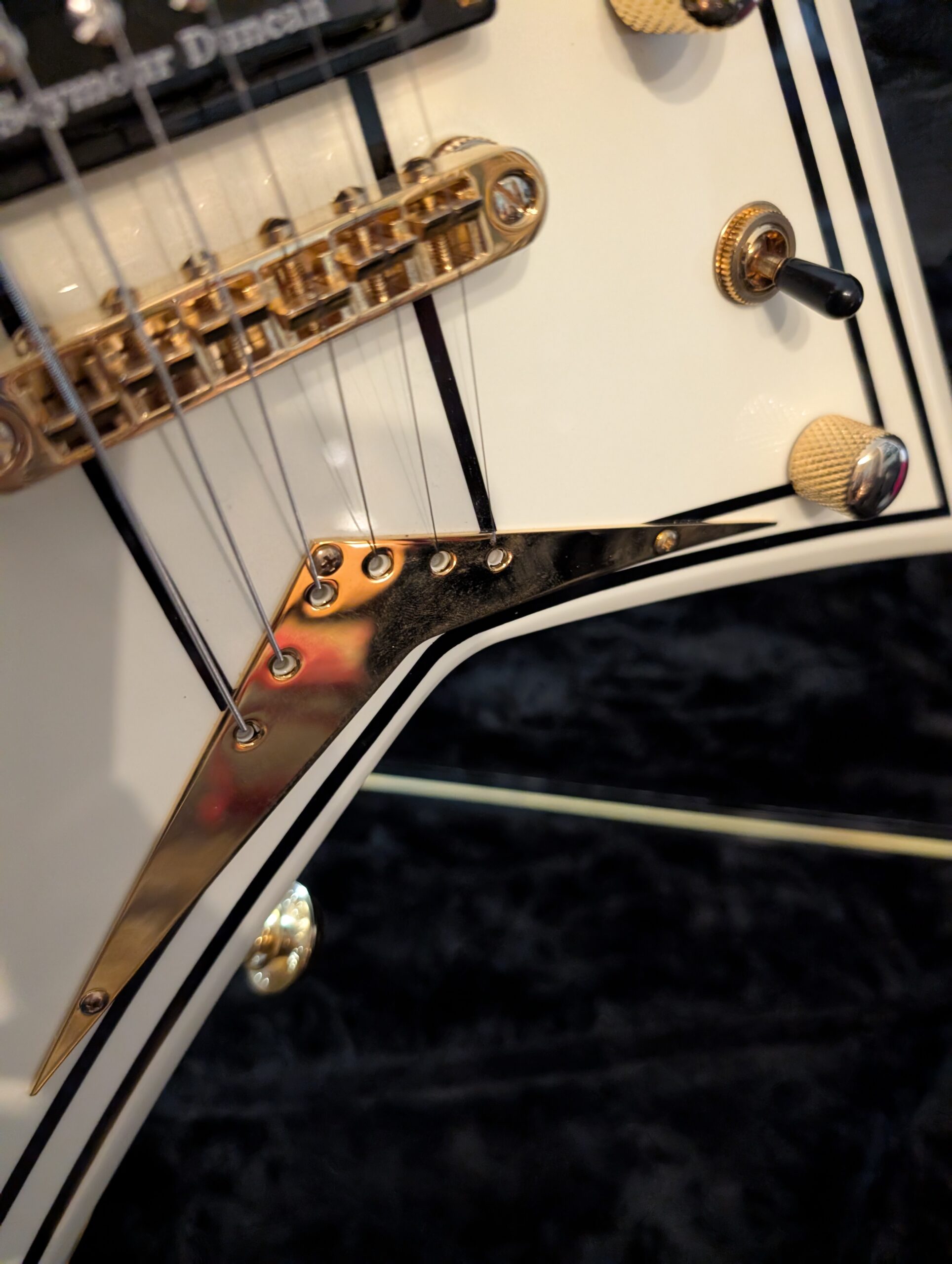 Jackson Pro Rhoads RRT-3 Ivory With Black Pin Stripes - Image 13