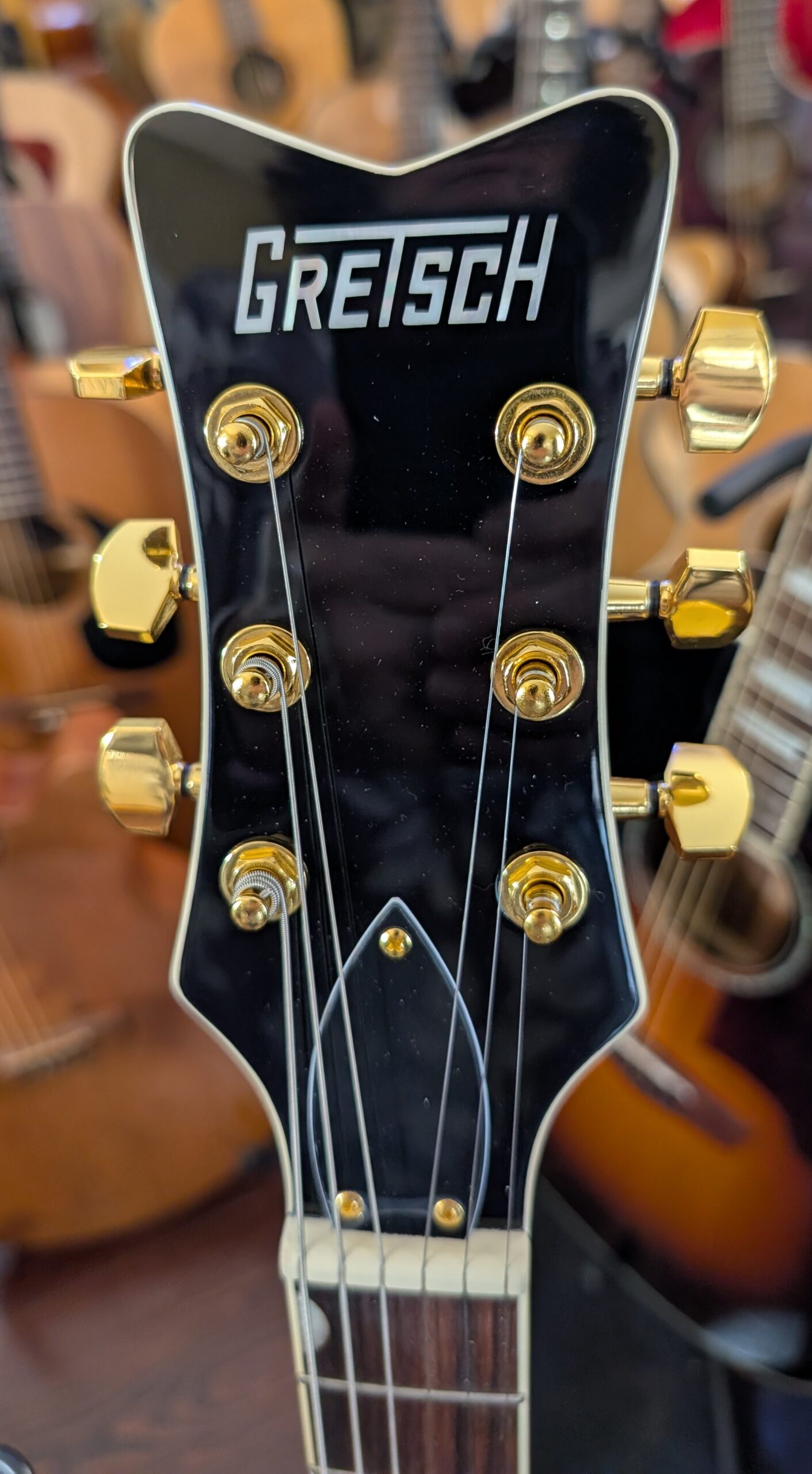 Limited Edition Electromatic® Black Limba CVT - Image 2