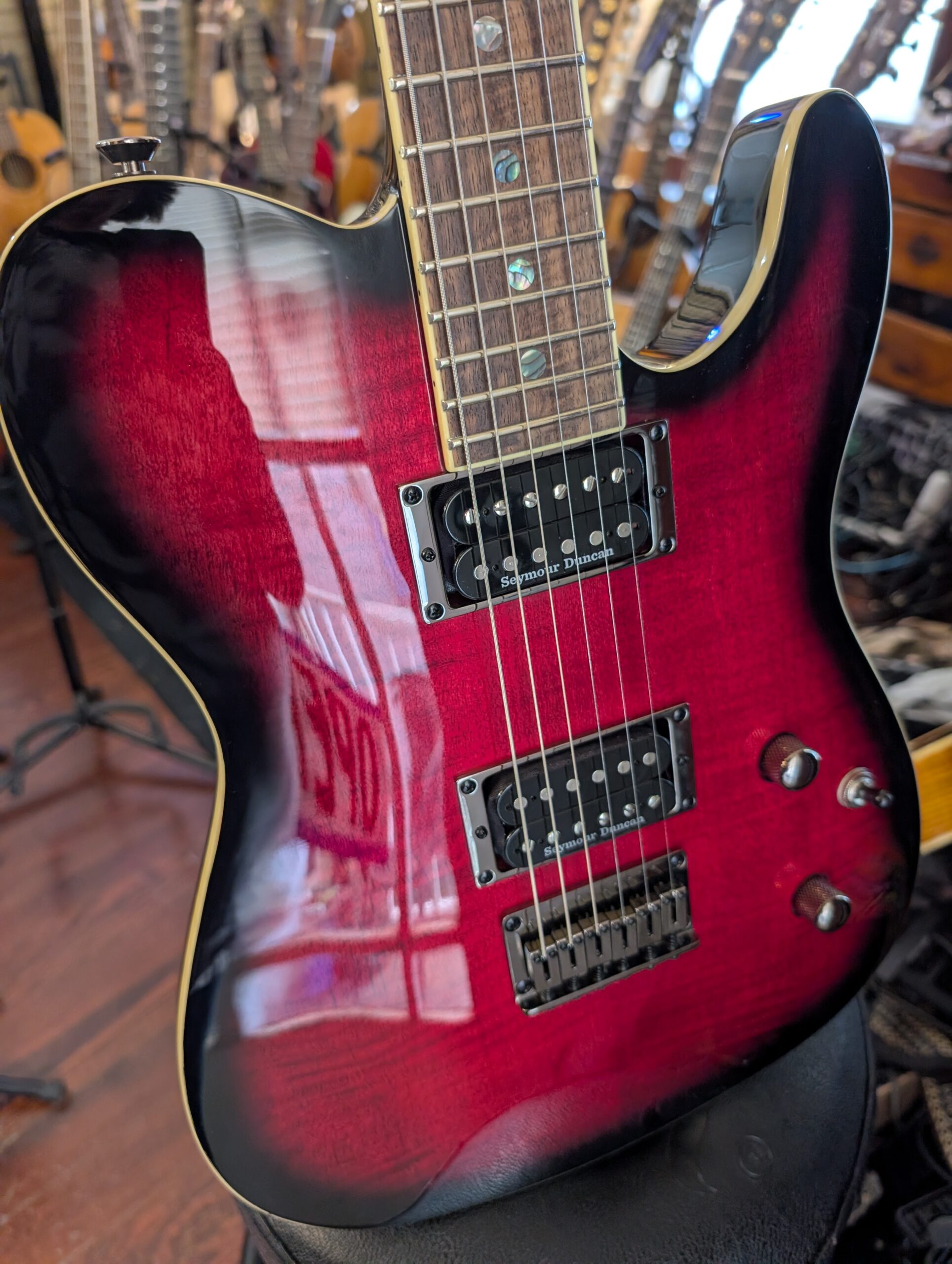 Fender Special Edition Custom Telecaster FMT HH - Black Cherry Burst - Image 3