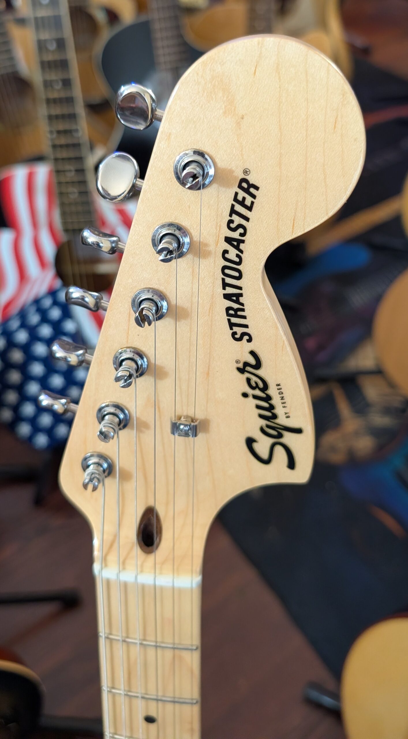 Squier Paranormal Stratocaster Deluxe Electric Guitar - Lake Placid Blue, Maple Fingerboard - Image 2