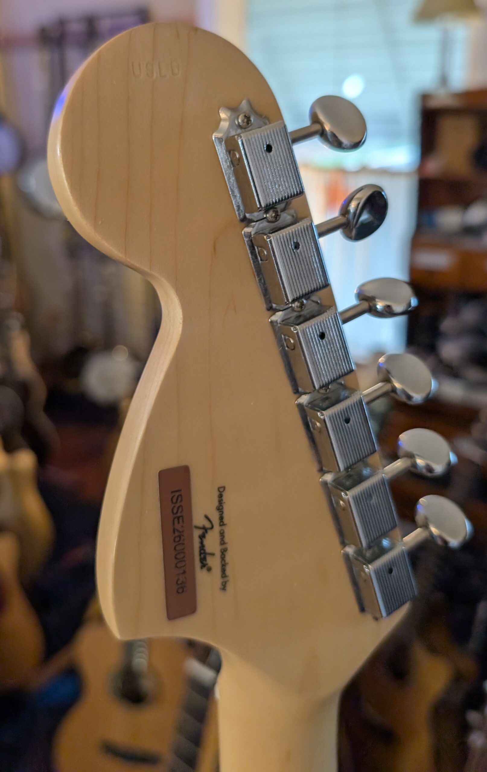 Squier Paranormal Stratocaster Deluxe Electric Guitar - Lake Placid Blue, Maple Fingerboard - Image 7