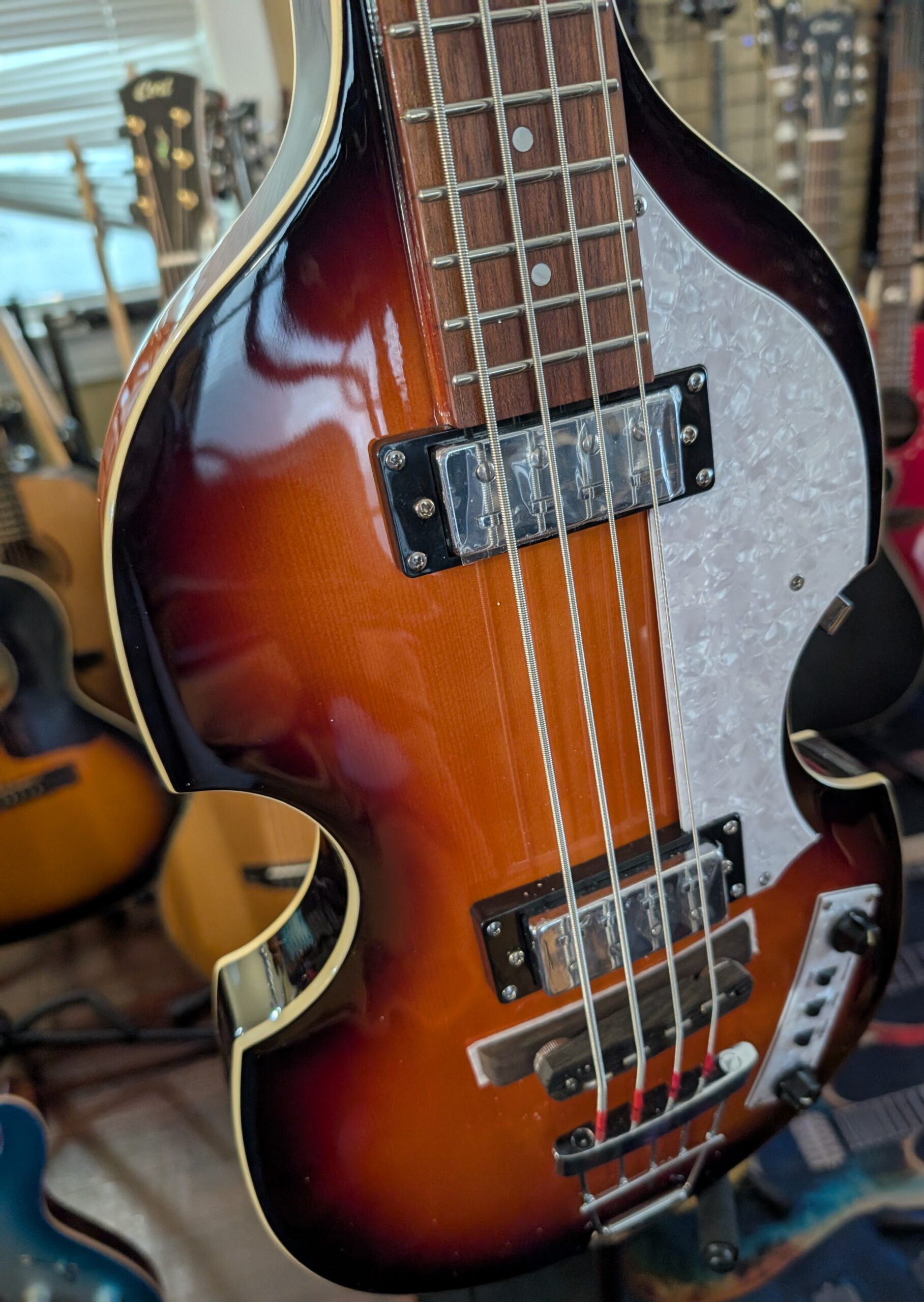 Chill Cat Vintage Series Groove Bass 4-String Electric Guitar - Image 3
