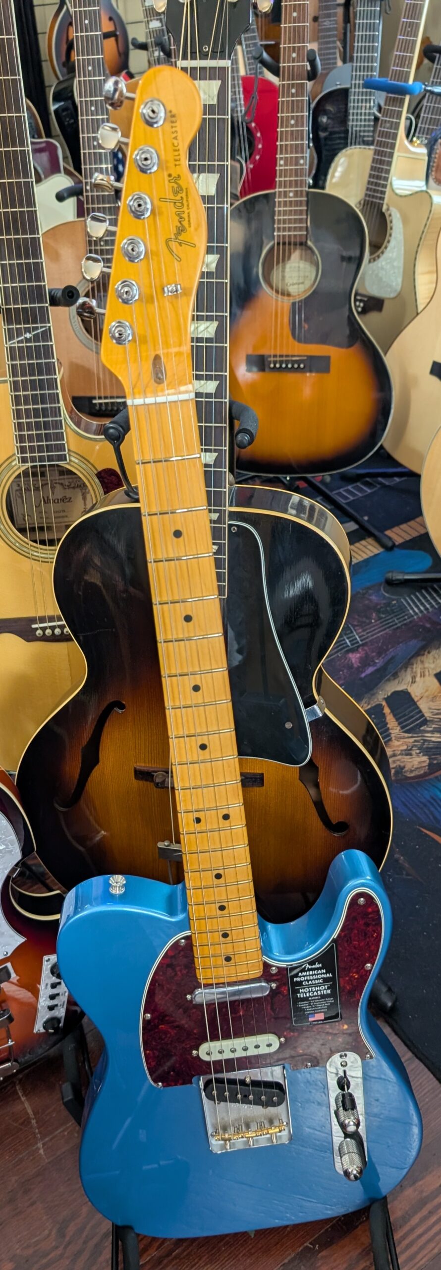 Fender American Professional Classic Hotshot Telecaster Electric Guitar - Faded Lake Placid Blue - Image 8
