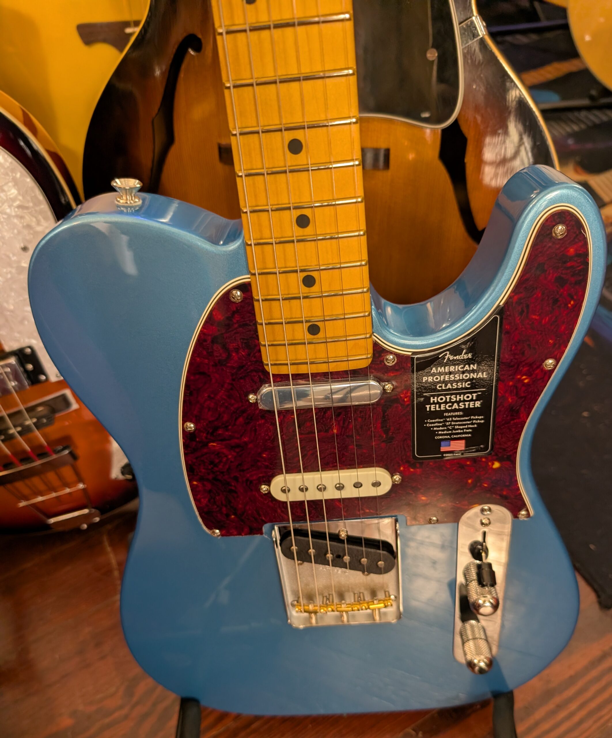 Fender American Professional Classic Hotshot Telecaster Electric Guitar - Faded Lake Placid Blue - Image 9