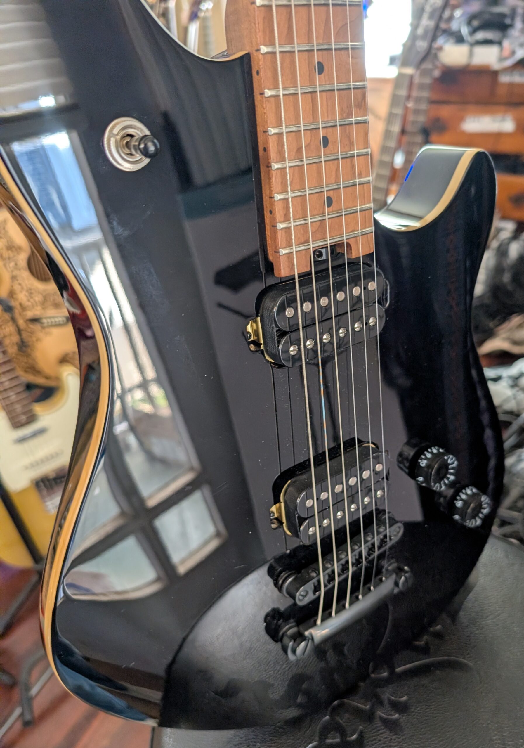 EVH Wolfgang Standard T.O.M Electric Guitar - Image 3